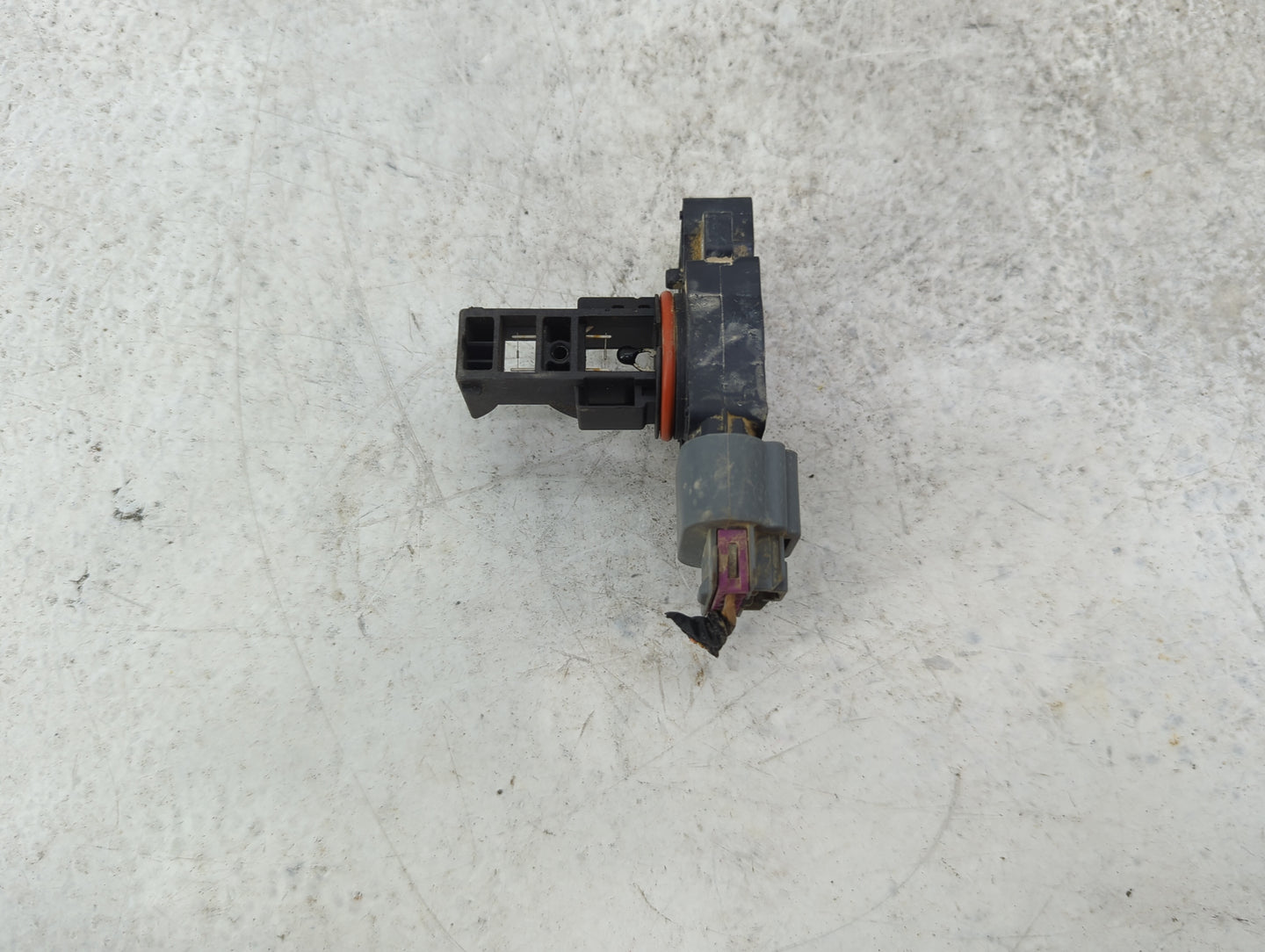 2009-2013 Gmc Sierra 1500 Mass Air Flow Meter Maf 1489780 - Oemusedautoparts1.com