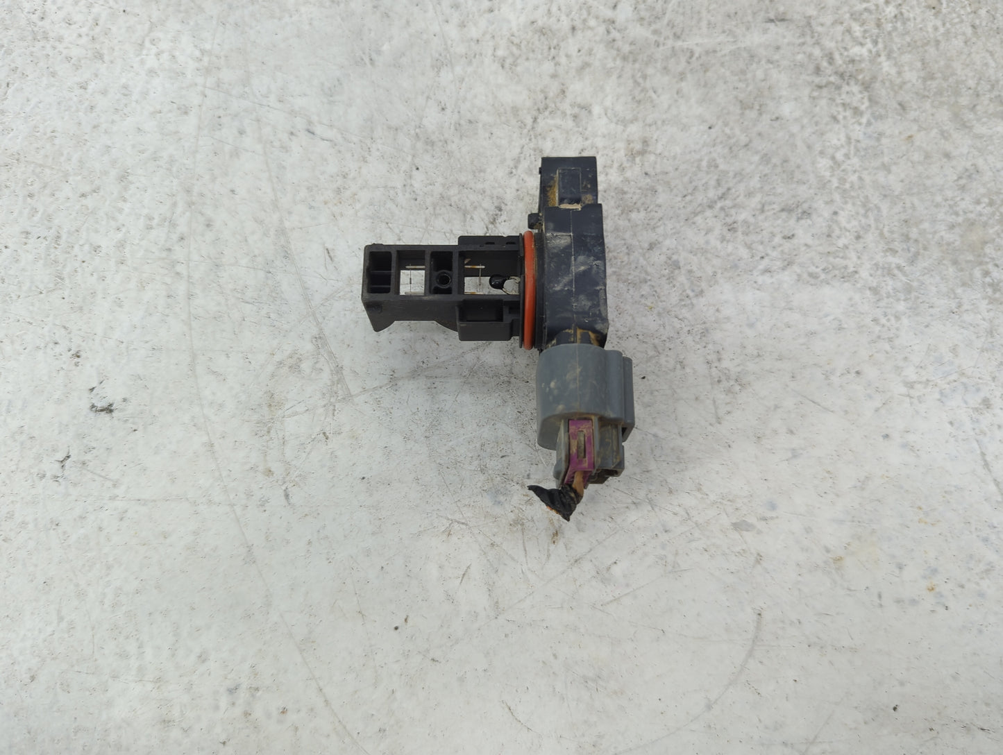 2009-2013 Gmc Sierra 1500 Mass Air Flow Meter Maf 1489780 - Oemusedautoparts1.com