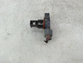 compare product 2009-2013 Gmc Sierra 1500 Mass Air Flow Meter Maf 1489780