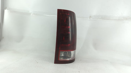 2004-2005 Gmc Sierra 1500 Tail Light Assembly Driver Left OEM P/N:320130A1 Fits Fits 2004 2005 OEM Used Auto Parts - Oemused