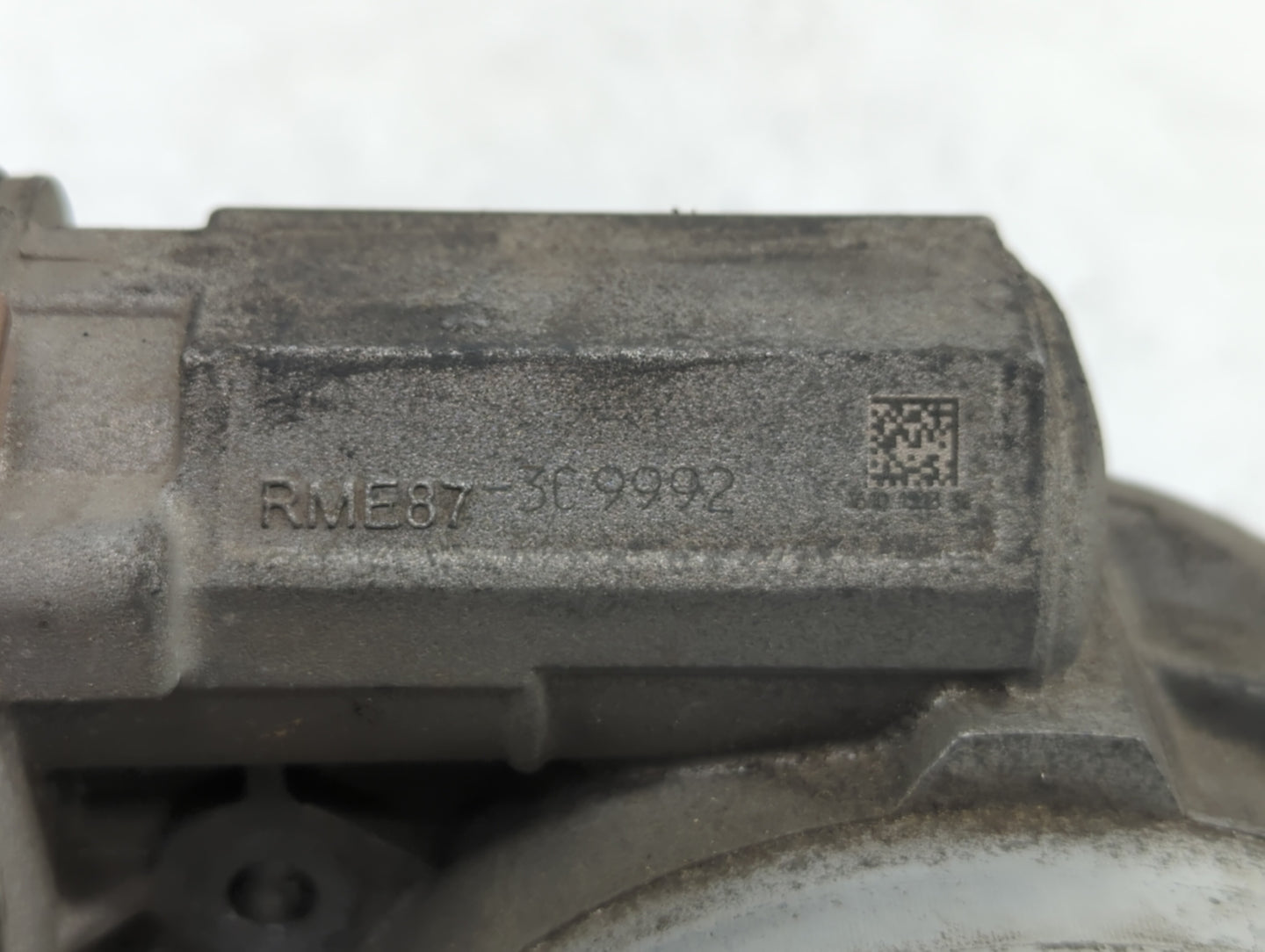 2009-2013 Gmc Sierra 1500 Throttle Body P/N:RME87-3C9992 Fits Fits 2009 2010 2011 2012 2013 2014 2015 OEM Used Auto Parts - 