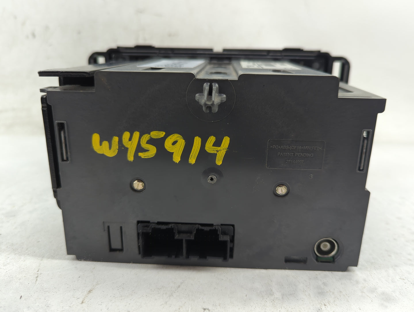 2011 Gmc Sierra 1500 Pickup Radio AM FM Cd Player Receiver Replacement P/N:20934592 28256325 Fits OEM Used Auto Parts - Oemu
