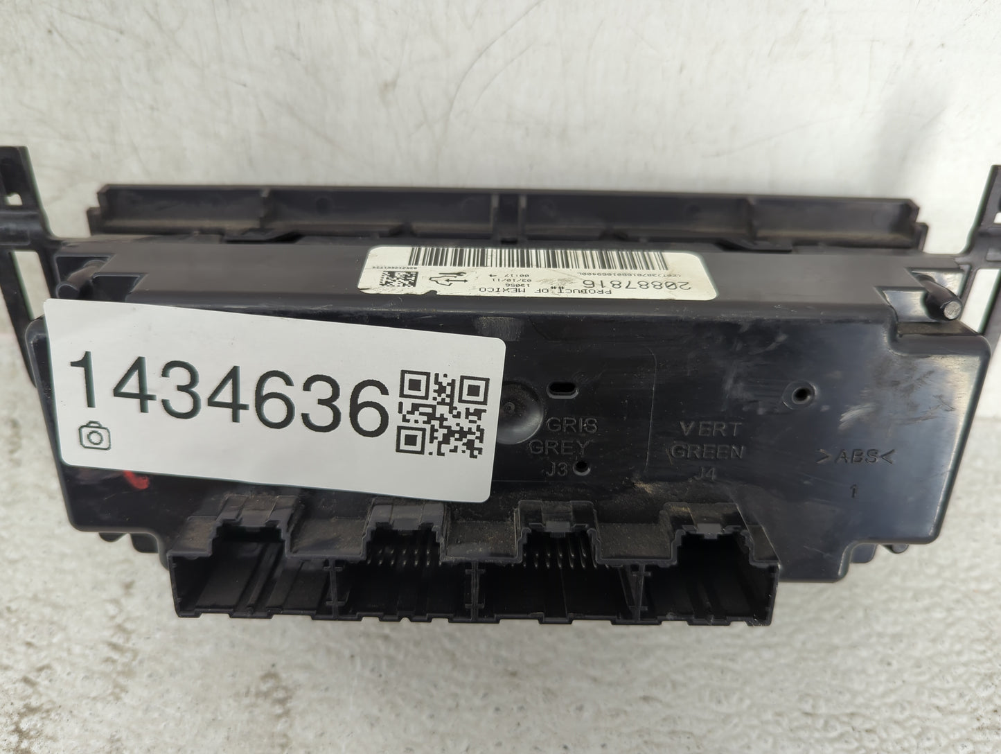 2010-2011 Gmc Sierra 2500 Climate Control Module Temperature AC/Heater Replacement P/N:20887816 Fits Fits 2010 2011 OEM Used