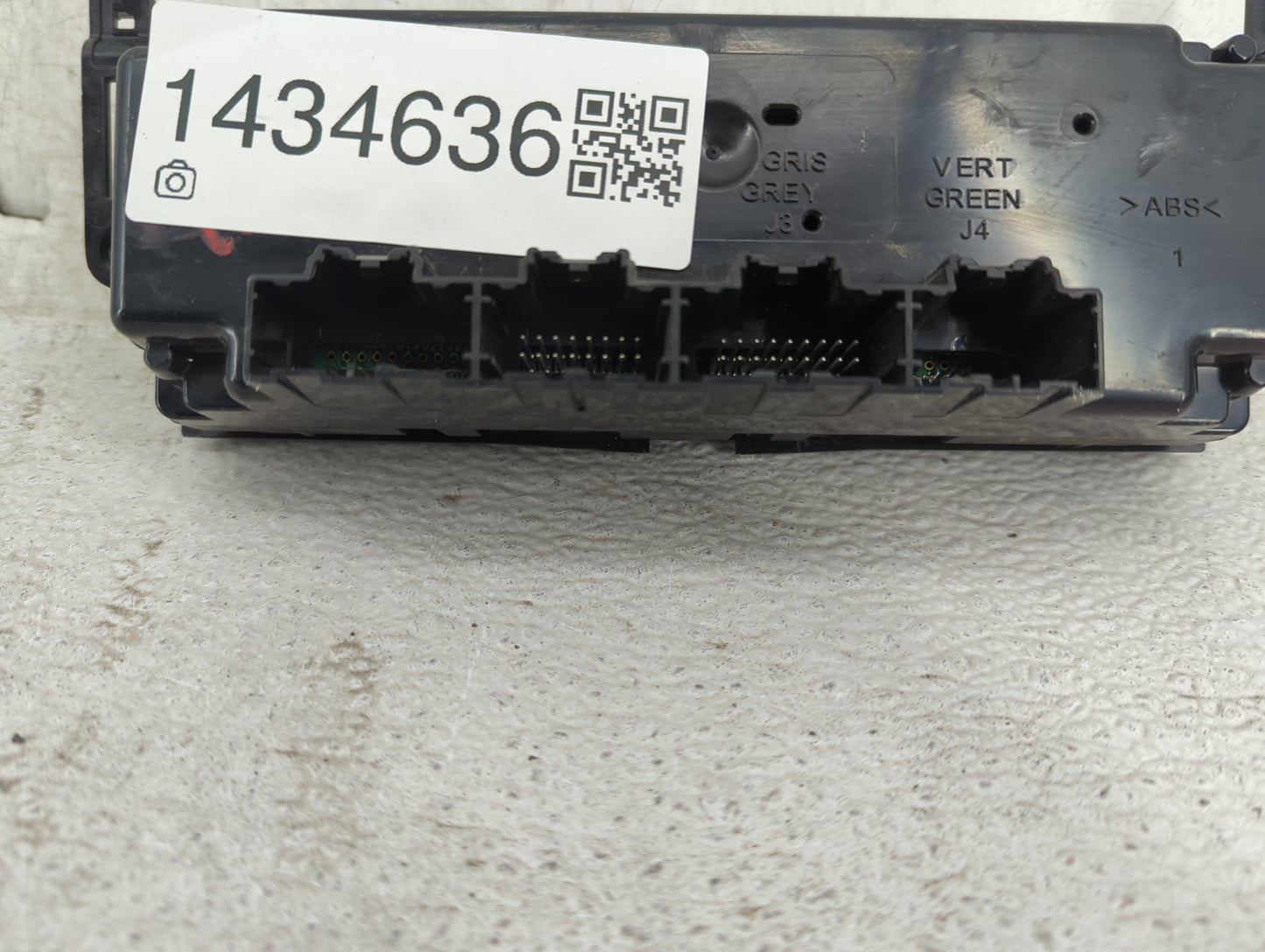 2010-2011 Gmc Sierra 2500 Climate Control Module Temperature AC/Heater Replacement P/N:20887816 Fits Fits 2010 2011 OEM Used