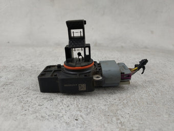 compare product Gmc Sierra 2500 Mass Air Flow Meter Maf 1487287