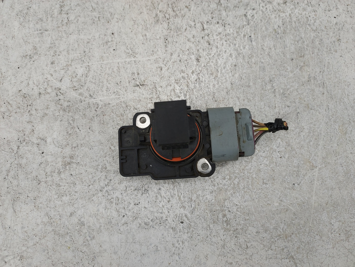 Gmc Sierra 2500 Mass Air Flow Meter Maf 1487287 - Oemusedautoparts1.com