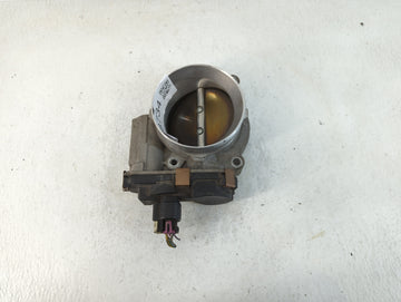 2009-2015 Gmc Sierra 2500 Throttle Body P/N:RME87-3C9992 Fits Fits 2009 2010 2011 2012 2013 2014 2015 OEM Used Auto Parts - 