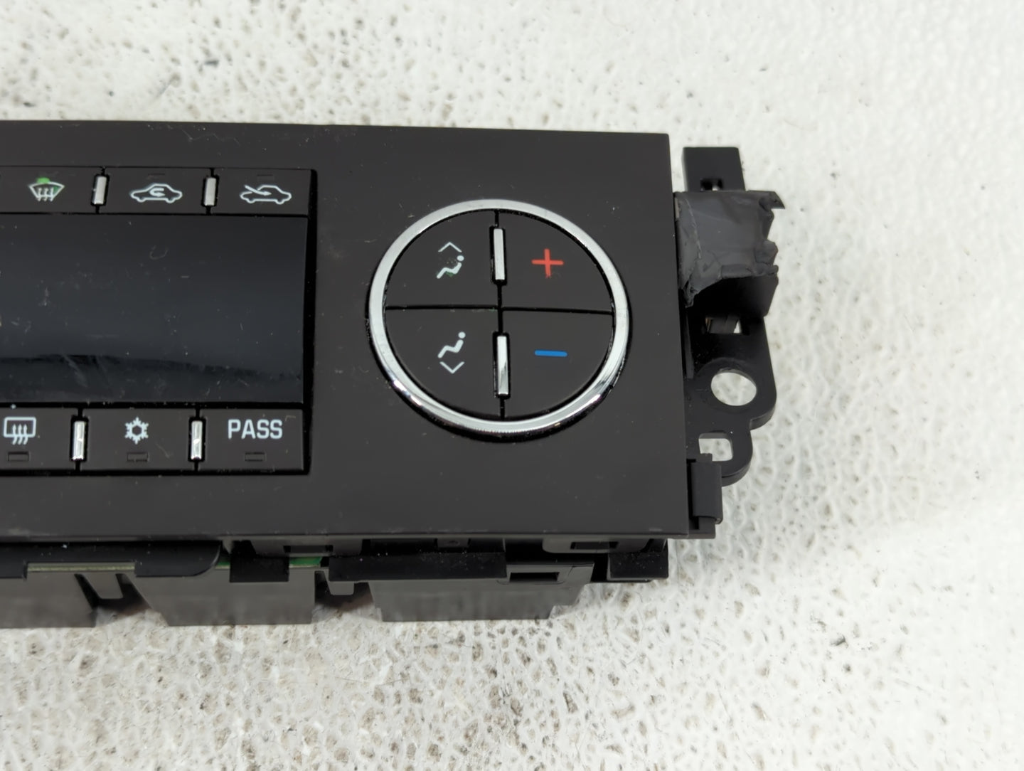 2010-2011 Gmc Sierra 3500 Climate Control Module Temperature AC/Heater Replacement Fits Fits 2010 2011 OEM Used Auto Parts -