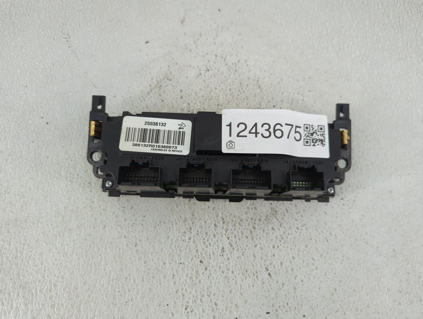 2010-2011 Gmc Sierra 3500 Climate Control Module Temperature AC/Heater Replacement Fits Fits 2010 2011 OEM Used Auto Parts -