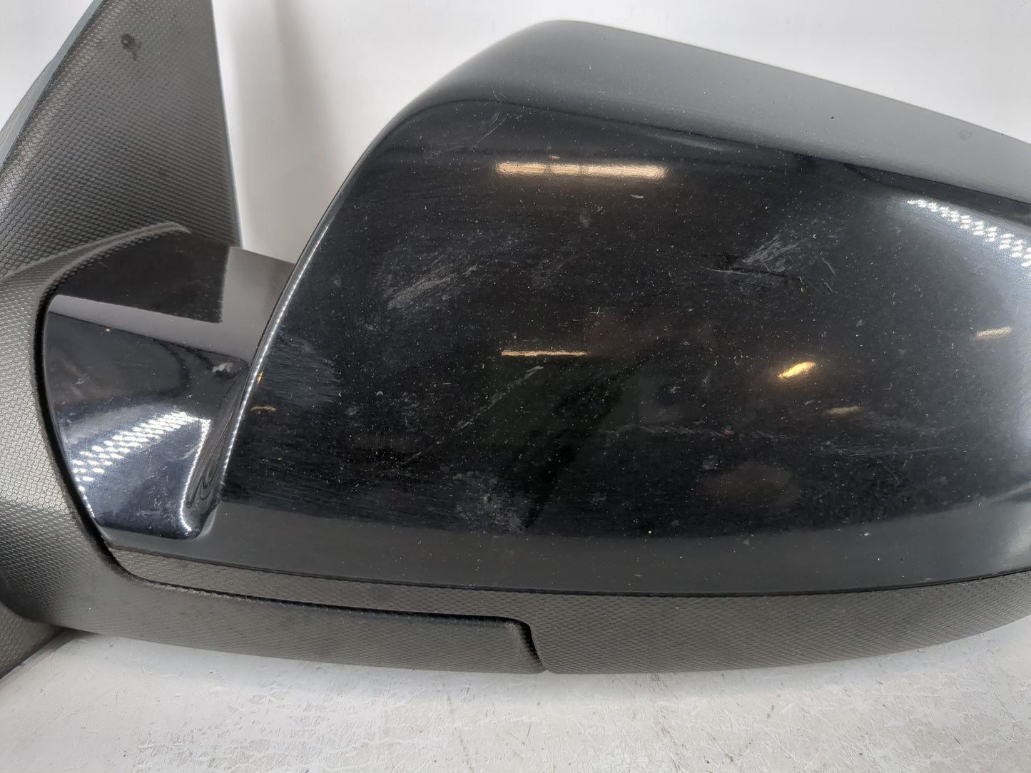 2010-2011 Gmc Terrain Driver Side View Mirror - Left Door Mirror OEM Used - Oemusedautoparts1.com