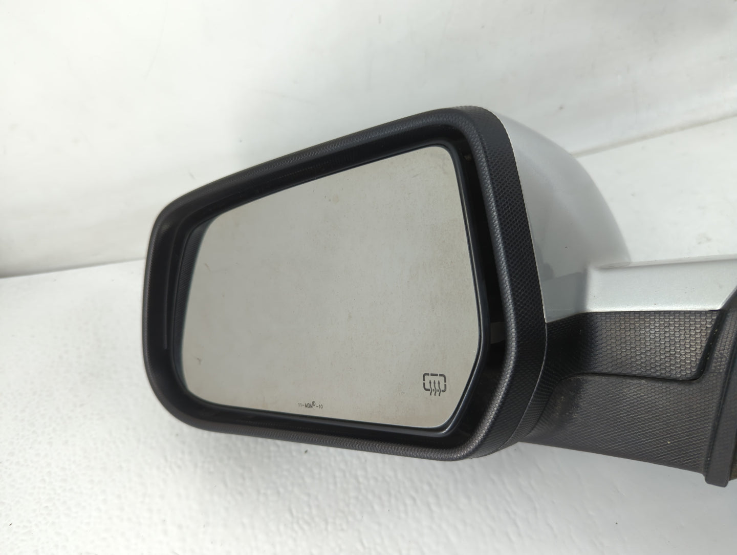 2010-2011 Gmc Terrain Driver Side View Mirror - Left Door Mirror OEM Used - Oemusedautoparts1.com