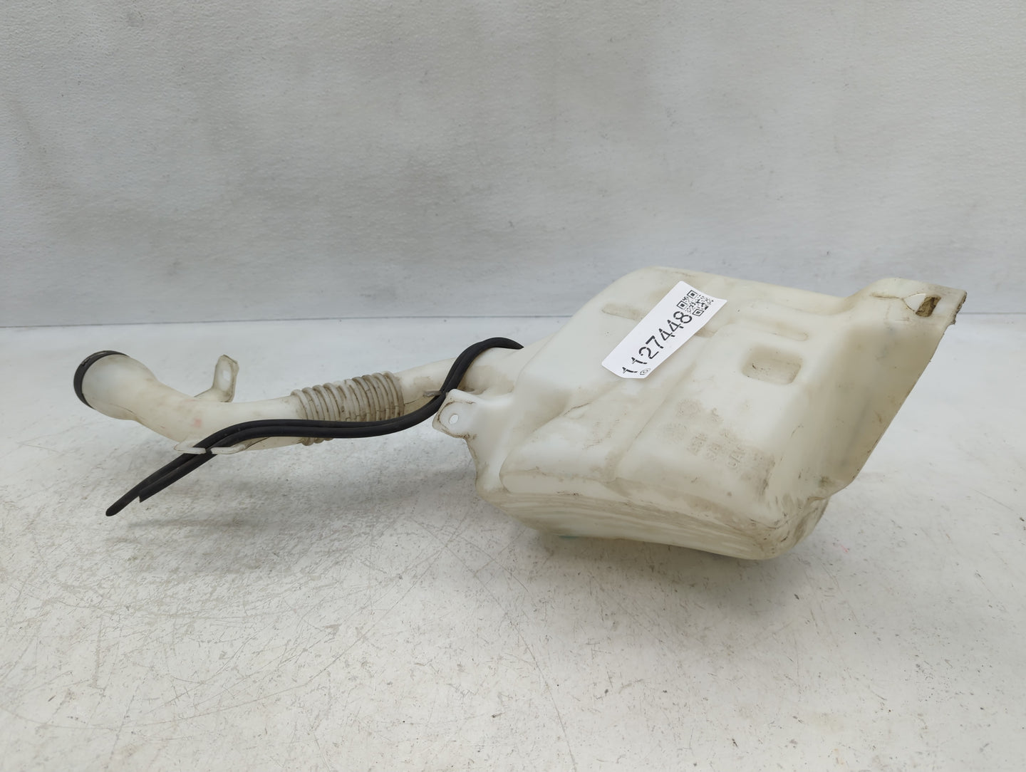 2010-2017 Gmc Terrain Windshield Washer Fluid Reservoir Bottle Oem - Oemusedautoparts1.com