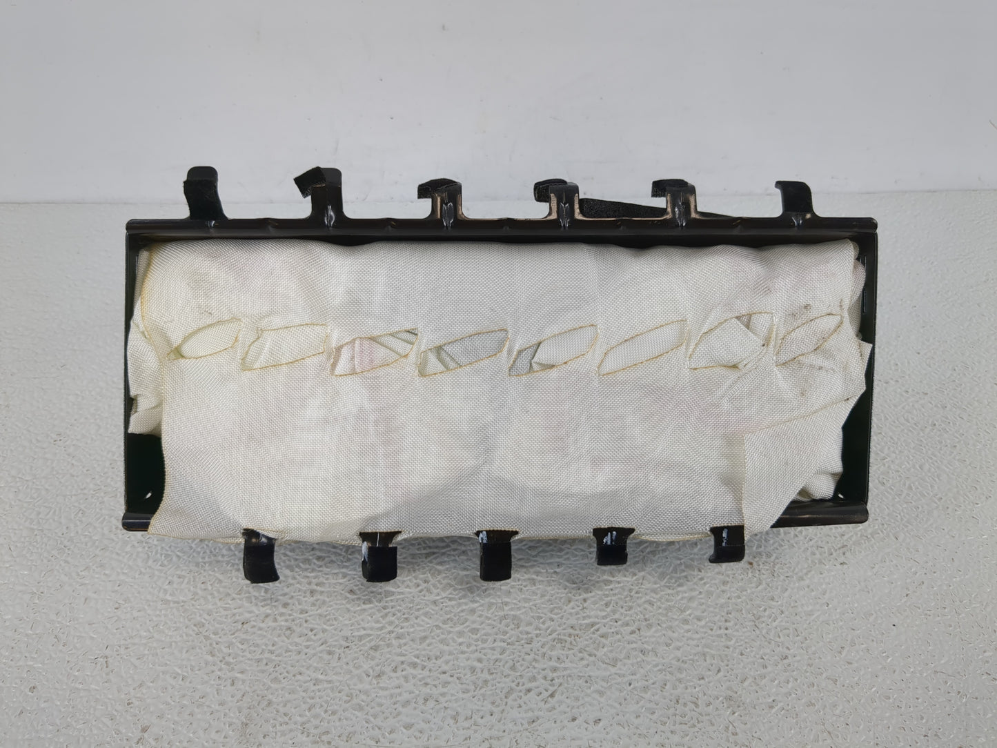 2011-2012 Gmc Terrain Air Bag Passenger Right Dashboard OEM P/N:AL1249M110BEU Fits Fits 2011 2012 OEM Used Auto Parts - Oemu