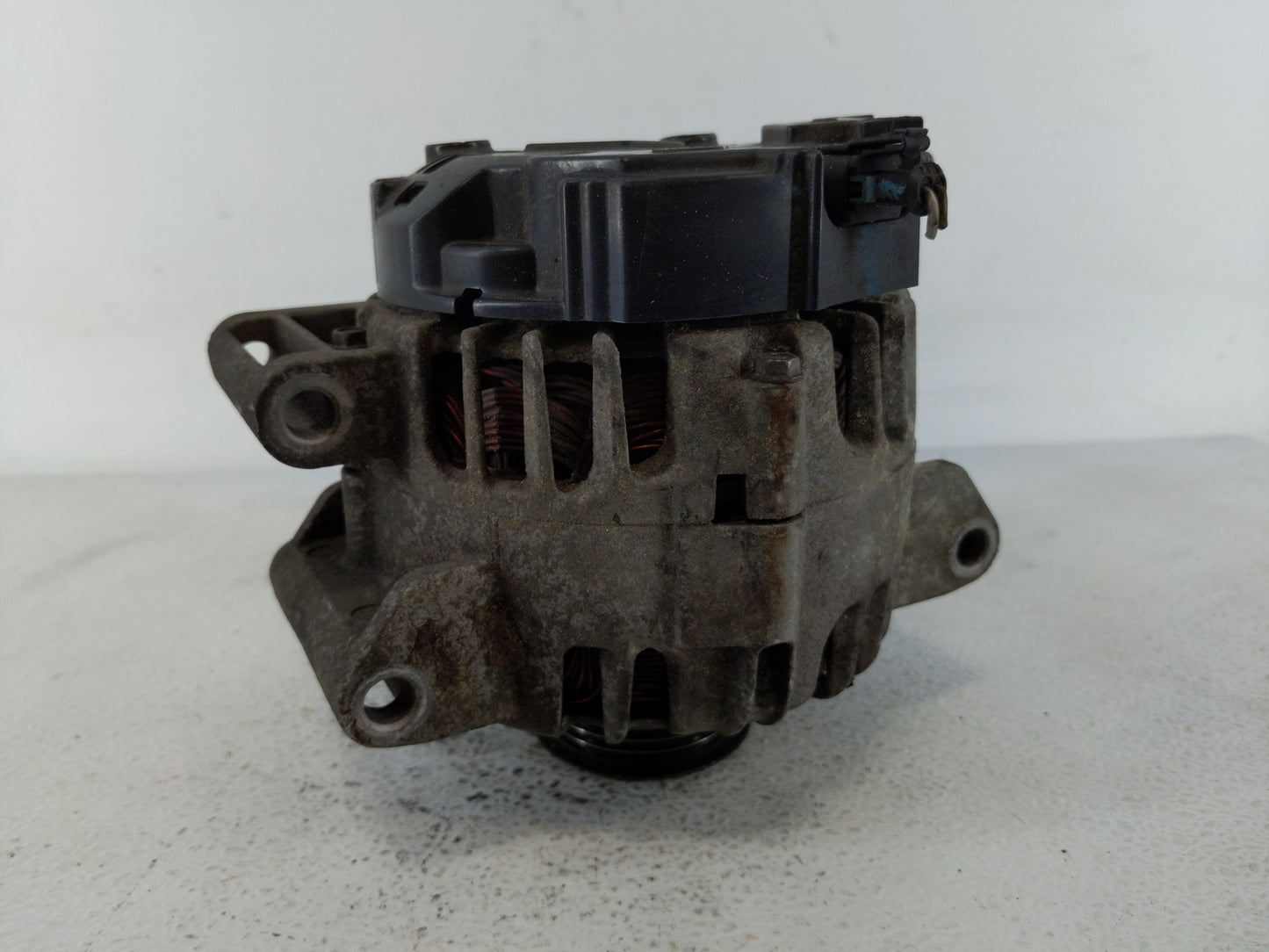 2010-2017 Gmc Terrain Alternator Replacement Generator Charging Assembly Engine OEM P/N:13500315 Fits OEM Used Auto Parts - 