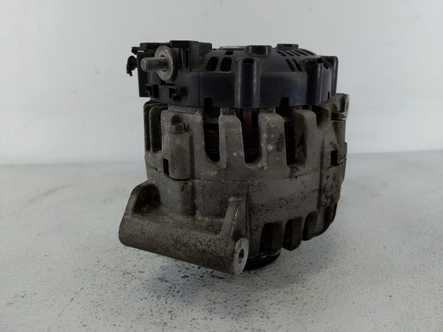 2010-2017 Gmc Terrain Alternator Replacement Generator Charging Assembly Engine OEM P/N:13500315 Fits OEM Used Auto Parts - 
