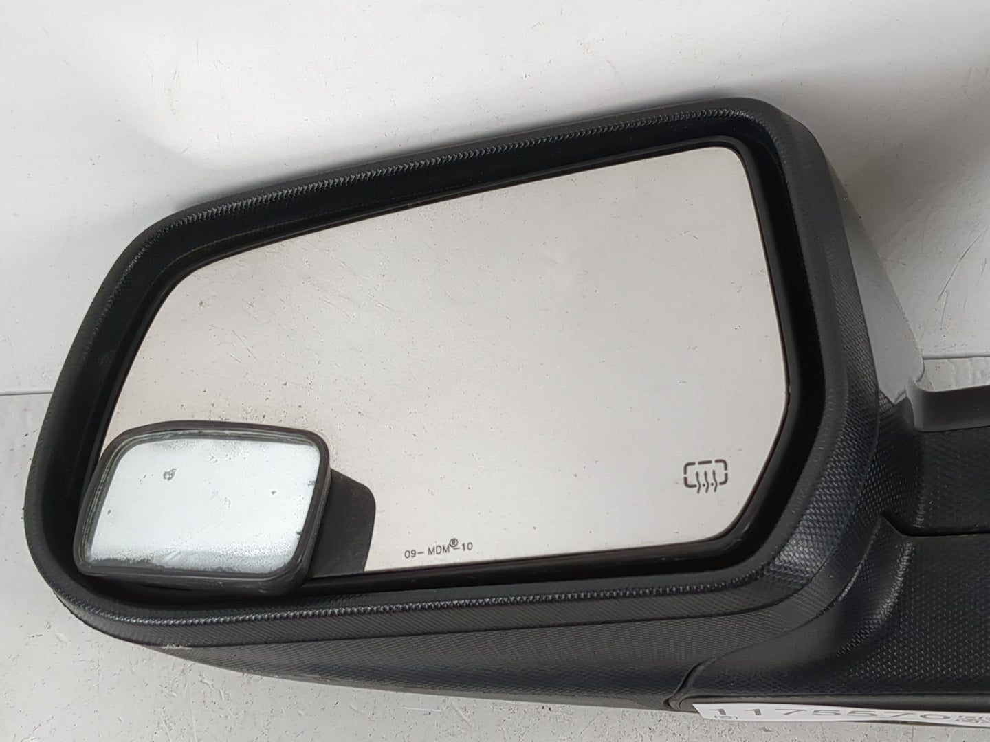 2010-2011 Gmc Terrain Driver Side View Mirror - Left Door Mirror OEM Used - Oemusedautoparts1.com