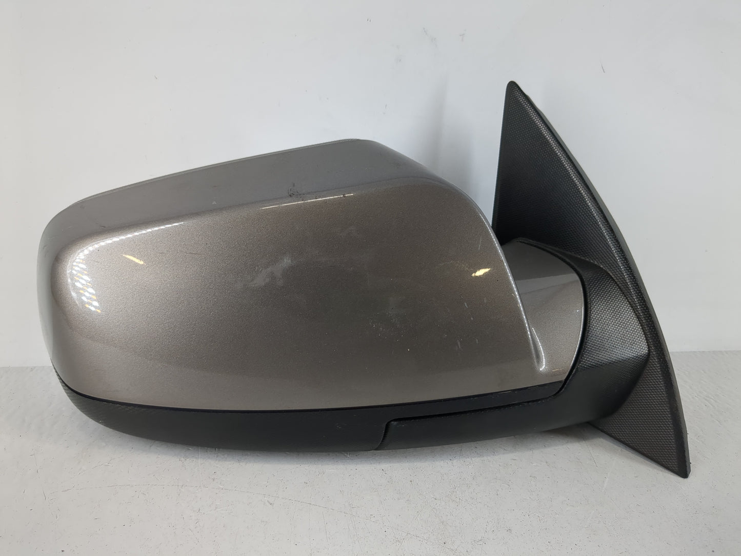 2010-2011 Gmc Terrain Passenger Side View Mirror - Right Door Mirror OEM Used - Oemusedautoparts1.com
