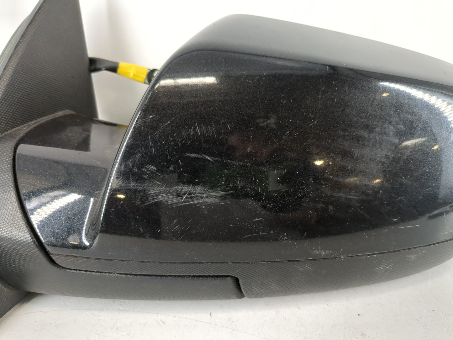 2010-2011 Gmc Terrain Driver Side View Mirror - Left Door Mirror OEM Used - Oemusedautoparts1.com