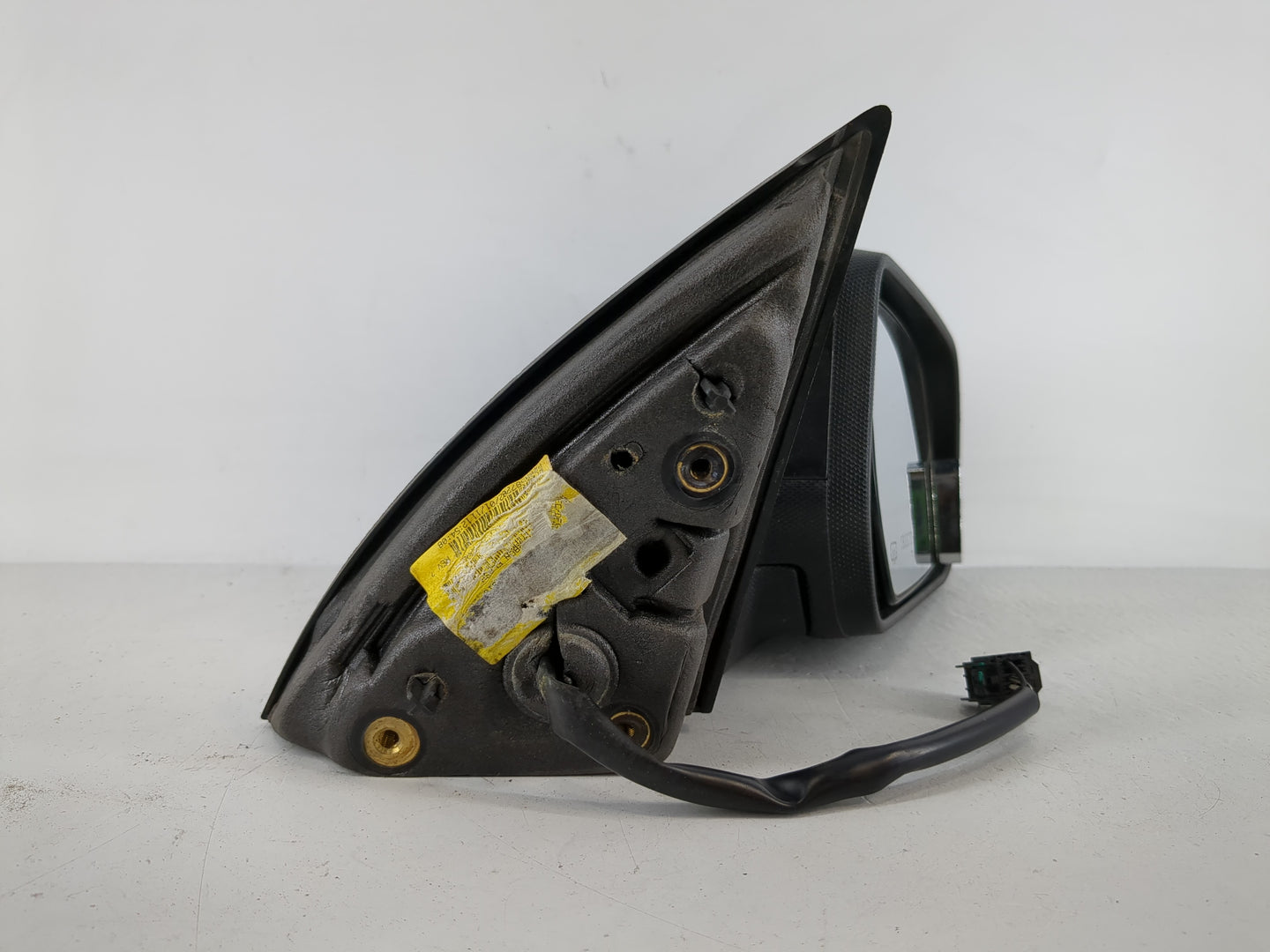 2010-2011 Gmc Terrain Side Mirror Replacement Passenger Right View Door Mirror Fits Fits 2010 2011 OEM Used Auto Parts - Oem
