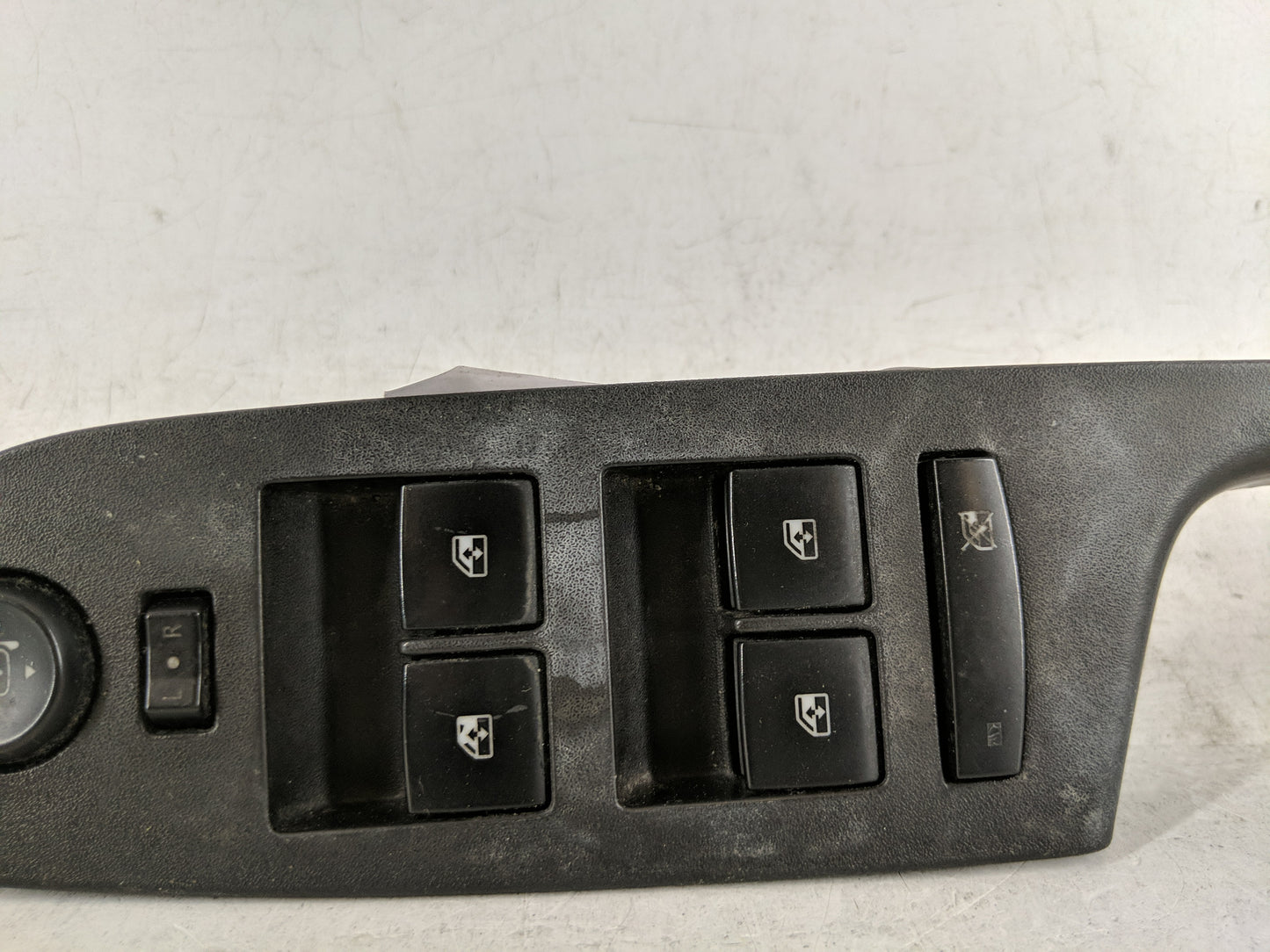2010-2017 Gmc Terrain Master Power Window Switch Replacement Driver Side Left P/N:20917598 Fits OEM Used Auto Parts - Oemuse