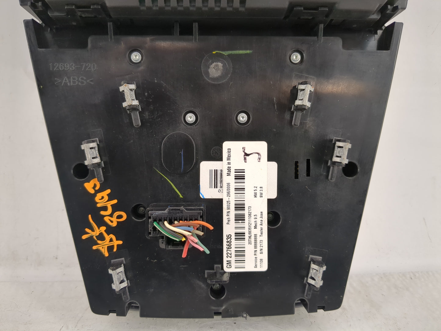 2010-2011 Gmc Terrain Radio Control Panel - Oemusedautoparts1.com