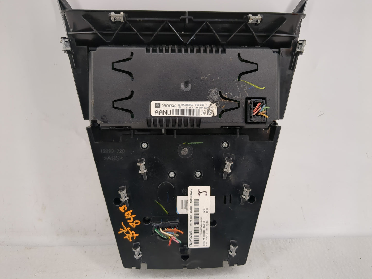 2010-2011 Gmc Terrain Radio Control Panel - Oemusedautoparts1.com