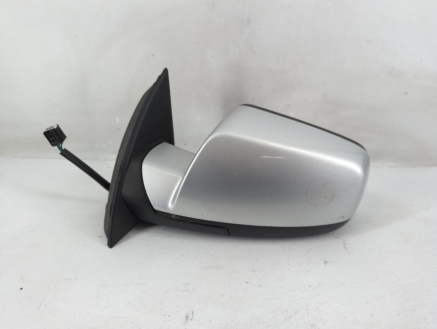 2010-2011 Gmc Terrain Passenger Right Side View Manual Door Mirror - Oemusedautoparts1.com