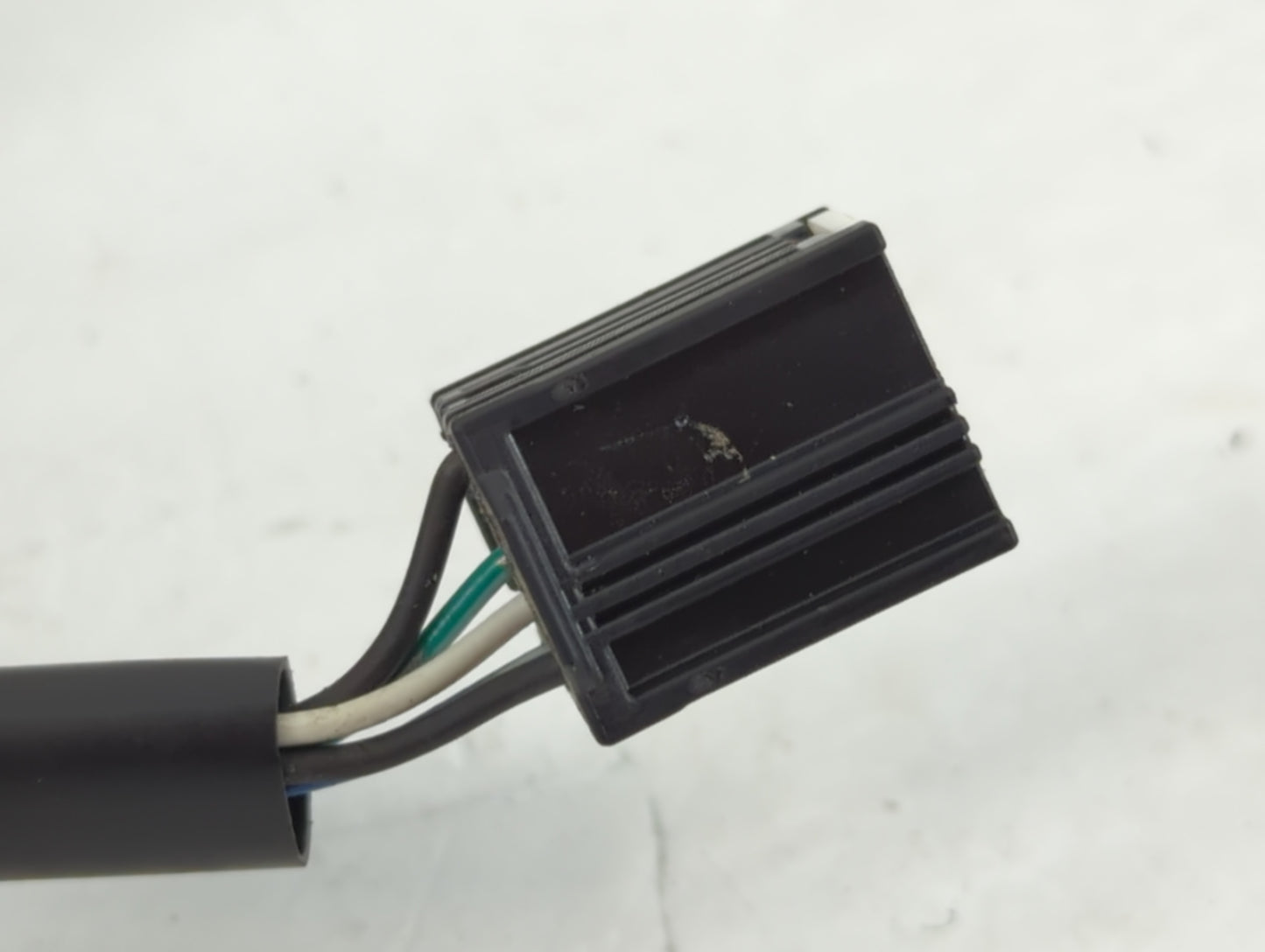 2010-2011 Gmc Terrain Passenger Right Side View Manual Door Mirror - Oemusedautoparts1.com