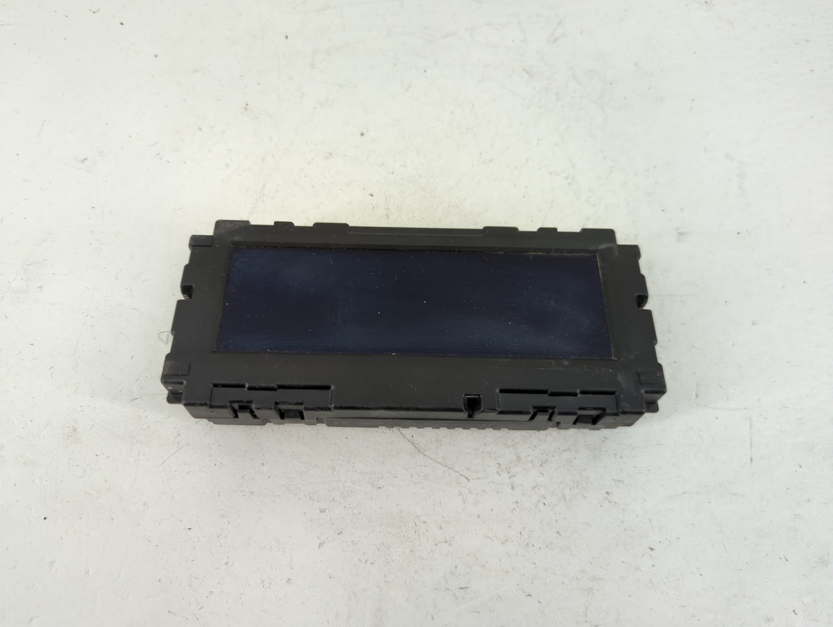 2011 Gmc Terrain Radio AM FM Cd Player Receiver Replacement P/N:20829650G OEM Used Auto Parts - Oemusedautoparts1.com