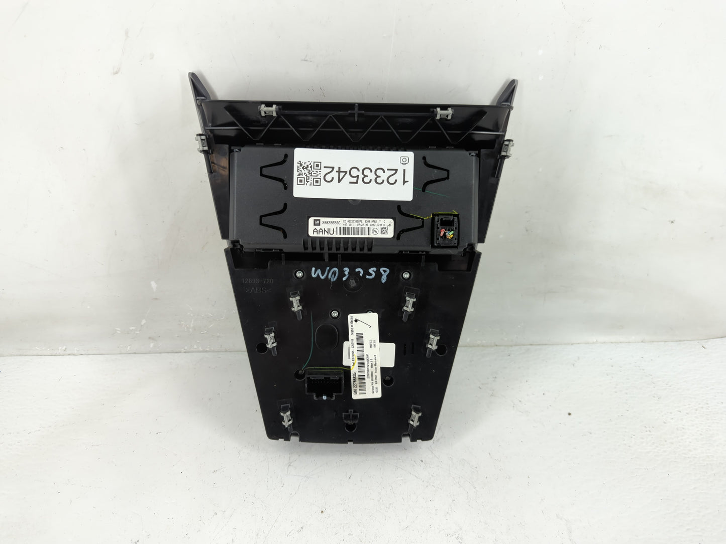 2010-2011 Gmc Terrain Radio Control Panel - Oemusedautoparts1.com