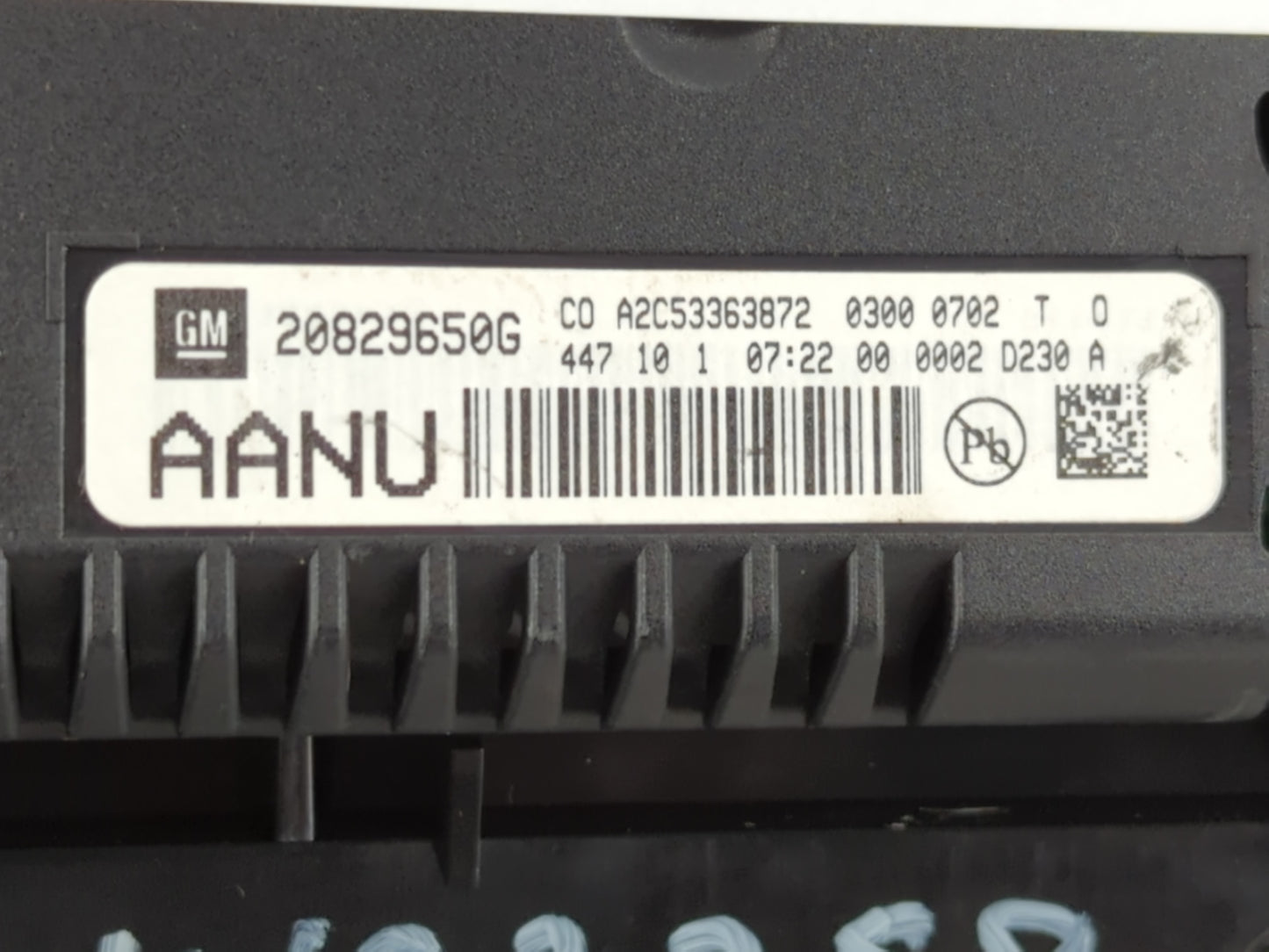 2010-2011 Gmc Terrain Radio Control Panel - Oemusedautoparts1.com