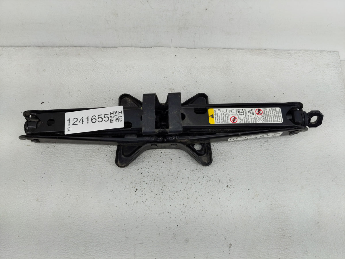 2011 Gmc Terrain Spare Scissor Car Jack 1241655 - Oemusedautoparts1.com