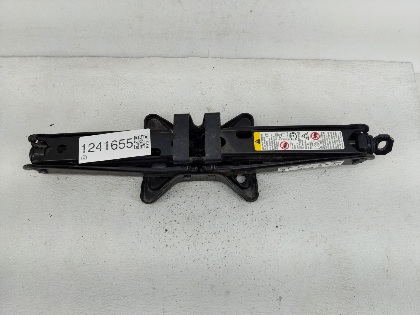 2011 Gmc Terrain Spare Scissor Car Jack - Oemusedautoparts1.com