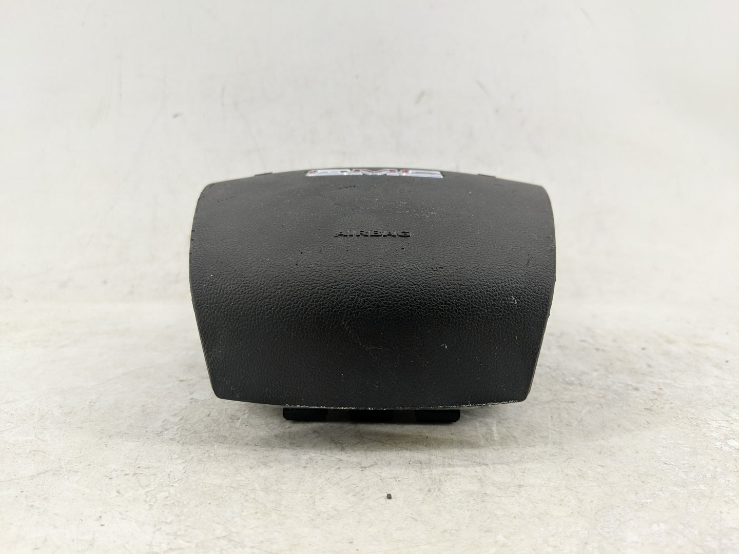 2011 Gmc Terrain Air Bag Driver Left Steering Wheel Mounted - Oemusedautoparts1.com