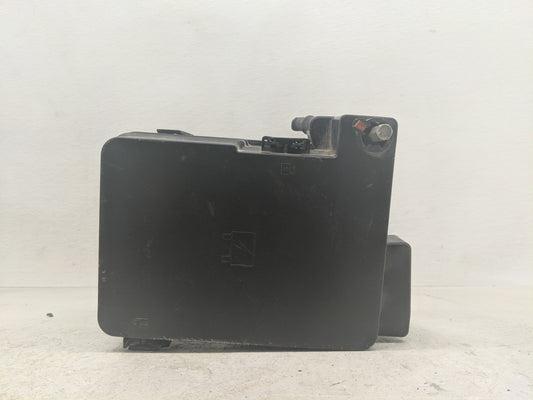 2011 Gmc Terrain Fusebox Fuse Box Panel Relay Module P/N:20899629 02 Fits OEM Used Auto Parts - Oemusedautoparts1.com