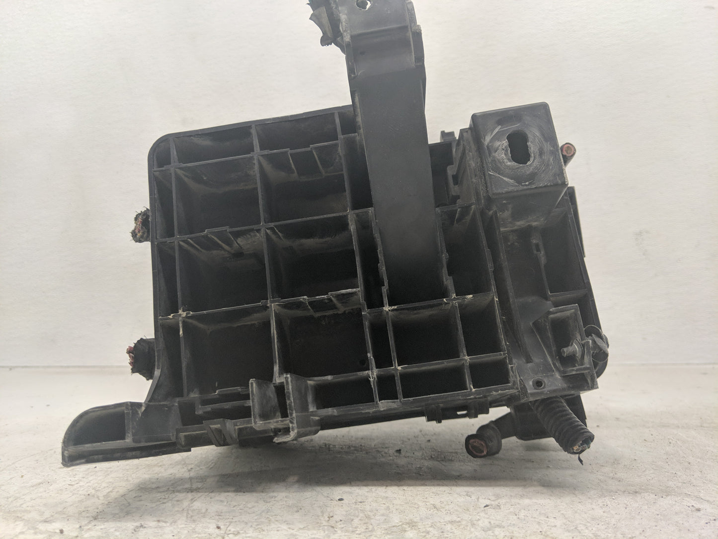 2011 Gmc Terrain Fusebox Fuse Box Panel Relay Module P/N:20899629 02 Fits OEM Used Auto Parts - Oemusedautoparts1.com