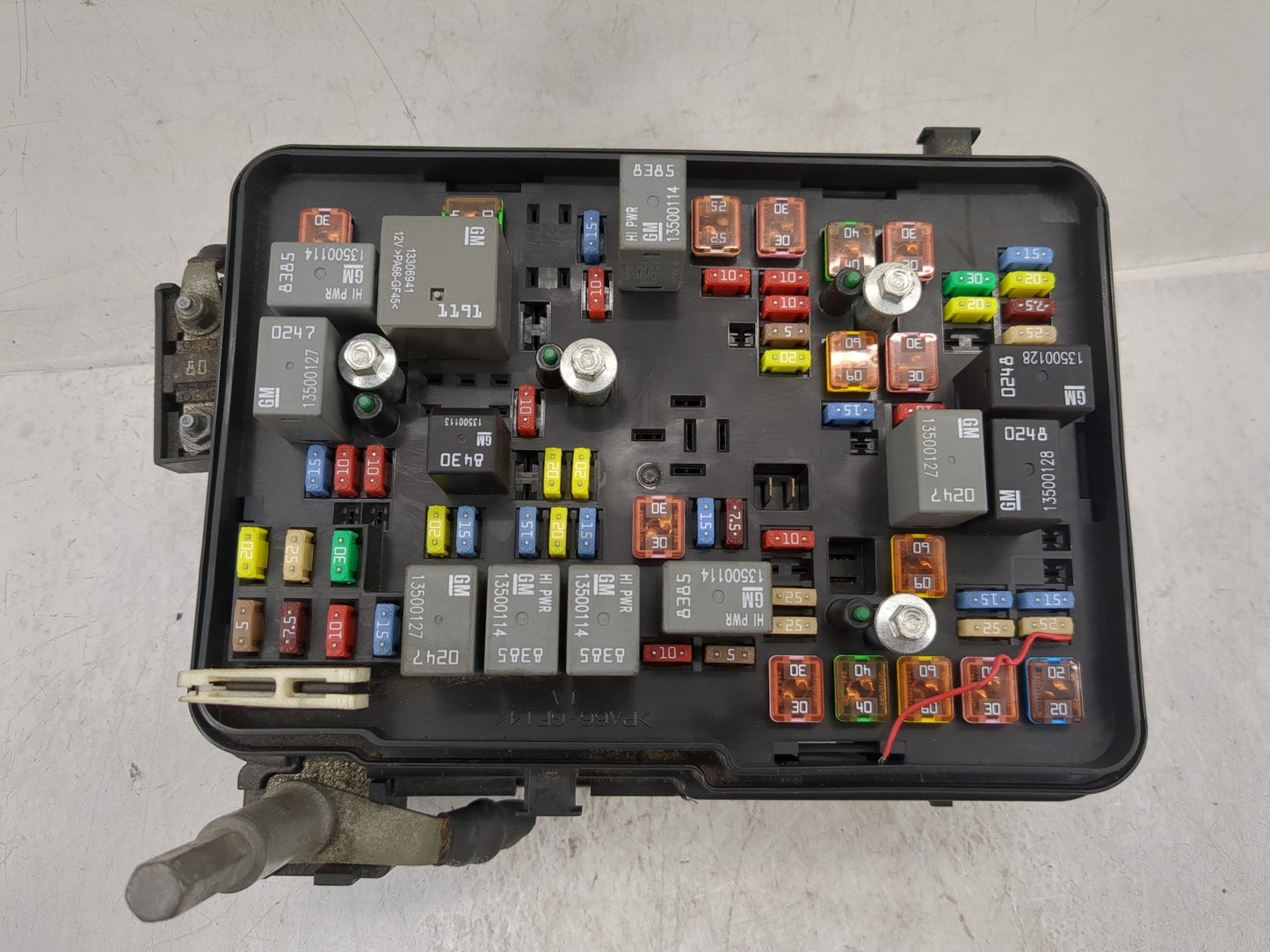 2011 Gmc Terrain Fusebox Fuse Box Panel Relay Module P/N:20899629 02 Fits OEM Used Auto Parts - Oemusedautoparts1.com