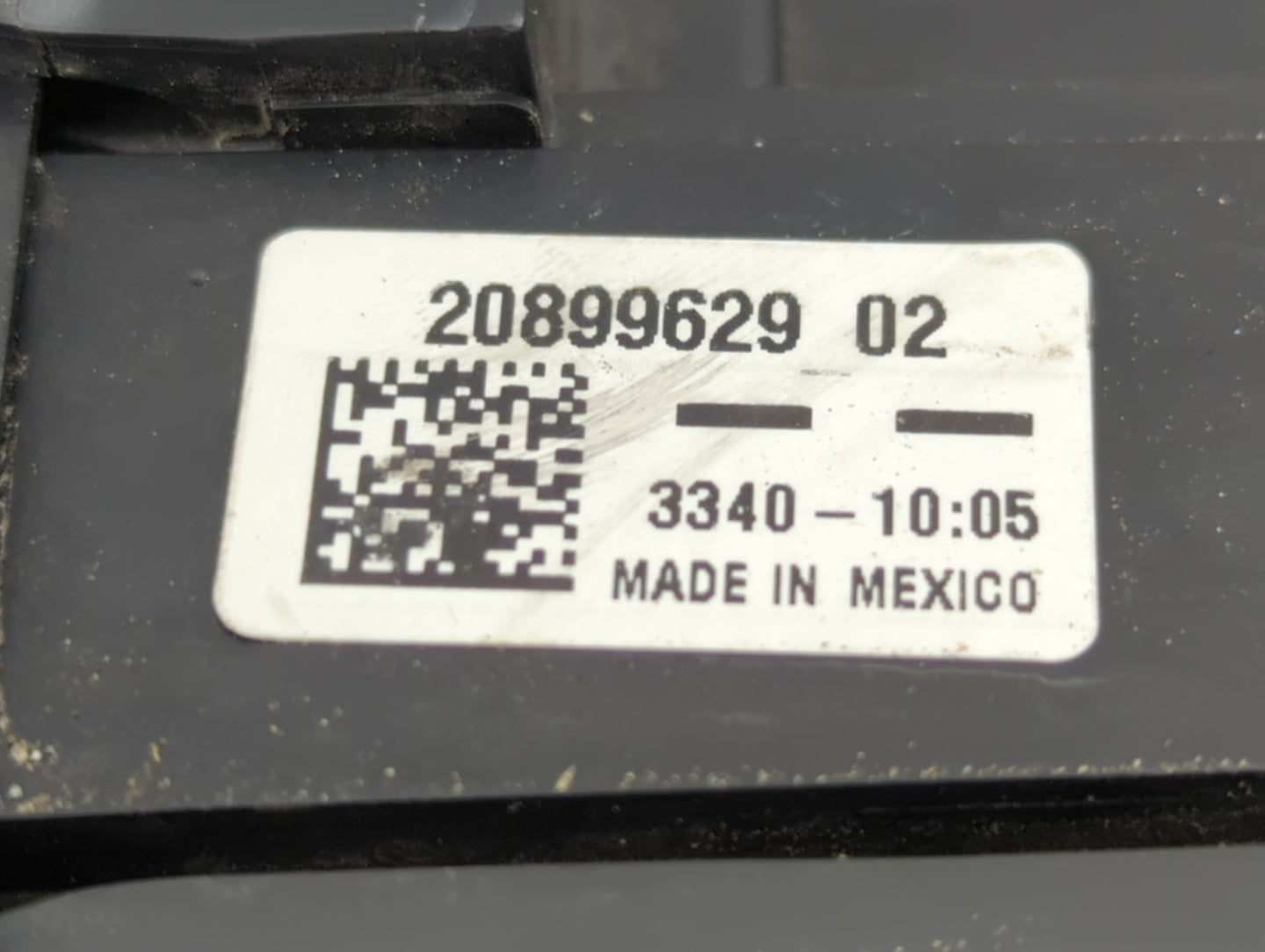 2011 Gmc Terrain Fusebox Fuse Box Panel Relay Module P/N:20899629 02 Fits OEM Used Auto Parts - Oemusedautoparts1.com