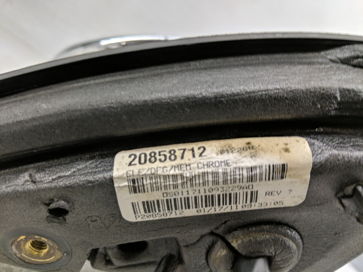 2010-2011 Gmc Terrain Driver Side View Mirror - Left Door Mirror OEM Used - Oemusedautoparts1.com