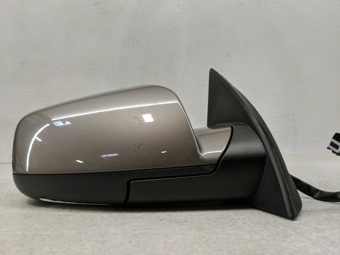 2010-2011 Gmc Terrain Passenger Side View Mirror - Right Door Mirror OEM Used - Oemusedautoparts1.com