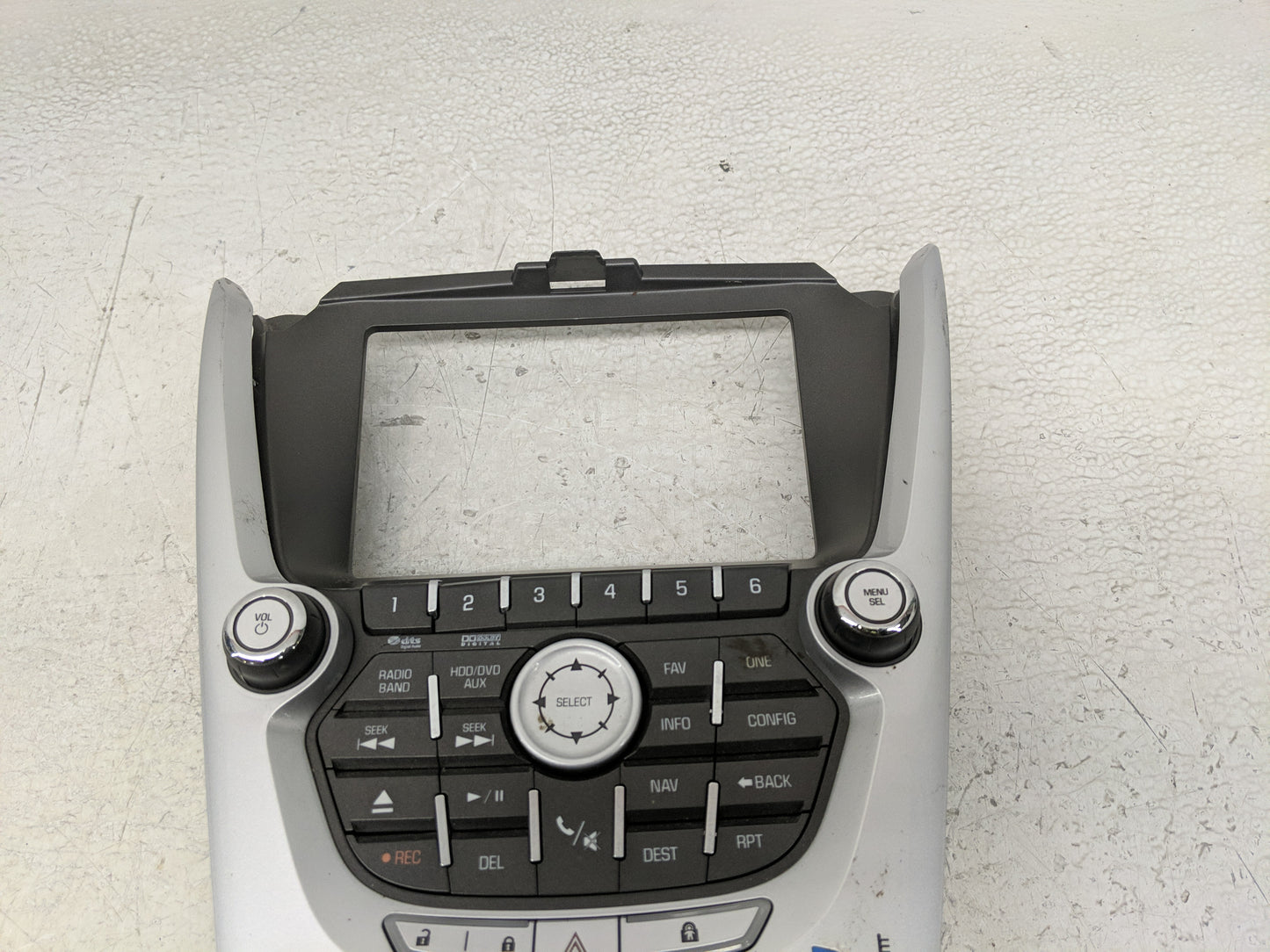 2010-2011 Gmc Terrain Radio Control Panel - Oemusedautoparts1.com