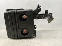 2011-2012 Gmc Terrain Fusebox Fuse Box Panel Relay Module P/N:20899627 Fits Fits 2011 2012 OEM Used Auto Parts - Oemusedauto