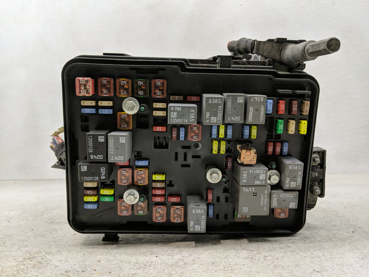 2011 Gmc Terrain Fusebox Fuse Box Panel Relay Module P/N:20899629-02 Fits OEM Used Auto Parts - Oemusedautoparts1.com