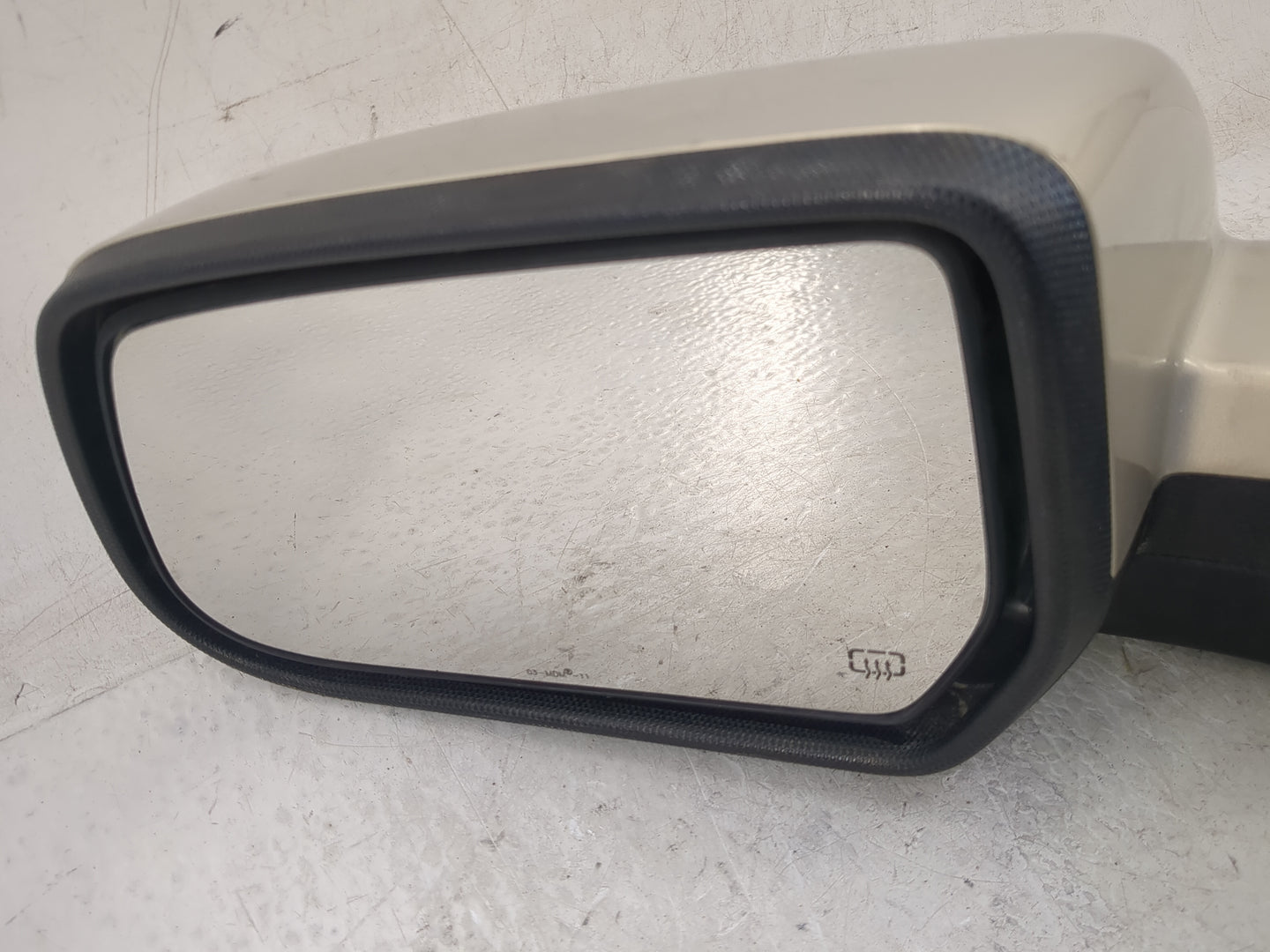 2010-2011 Gmc Terrain Driver Side View Mirror - Left Door Mirror OEM Used - Oemusedautoparts1.com