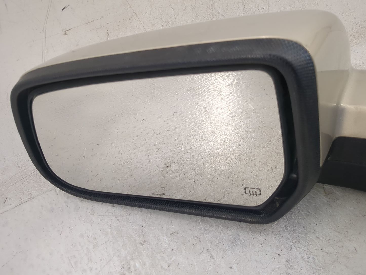 2010-2011 Gmc Terrain Driver Side View Mirror - Left Door Mirror OEM Used - Oemusedautoparts1.com