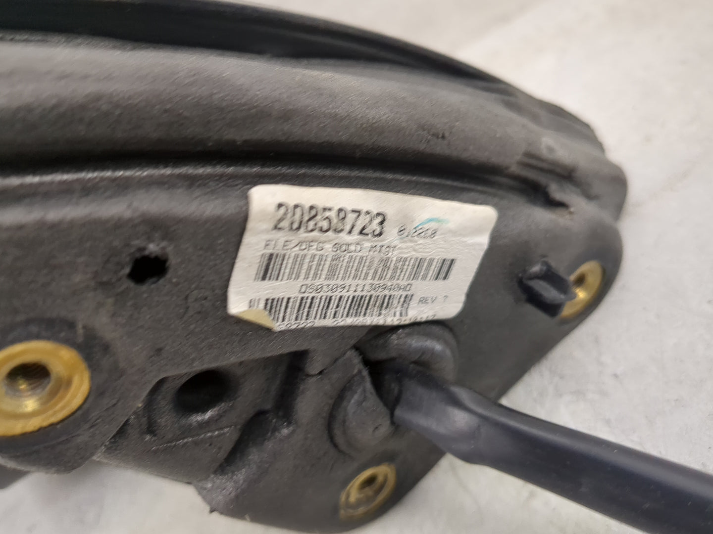 2010-2011 Gmc Terrain Driver Side View Mirror - Left Door Mirror OEM Used - Oemusedautoparts1.com
