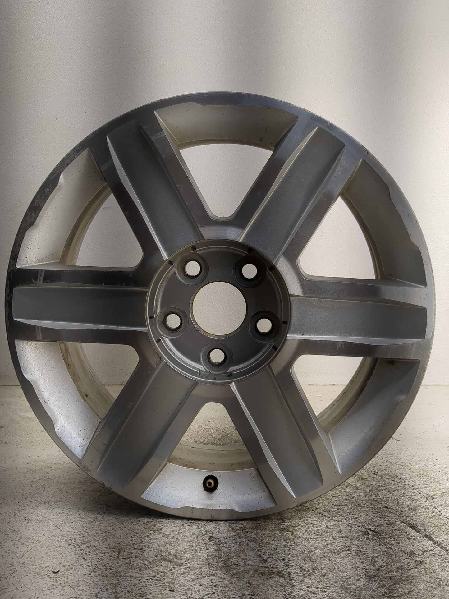 2010-2012 Gmc Terrain Oem Wheel Rim 1361901 - Oemusedautoparts1.com