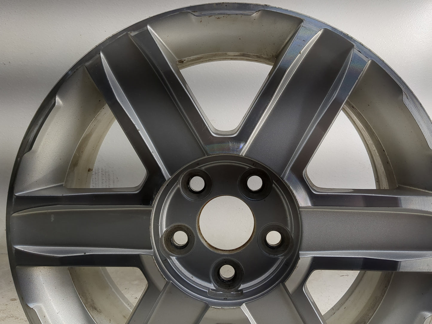 2010-2012 Gmc Terrain Oem Wheel Rim 1361903 - Oemusedautoparts1.com