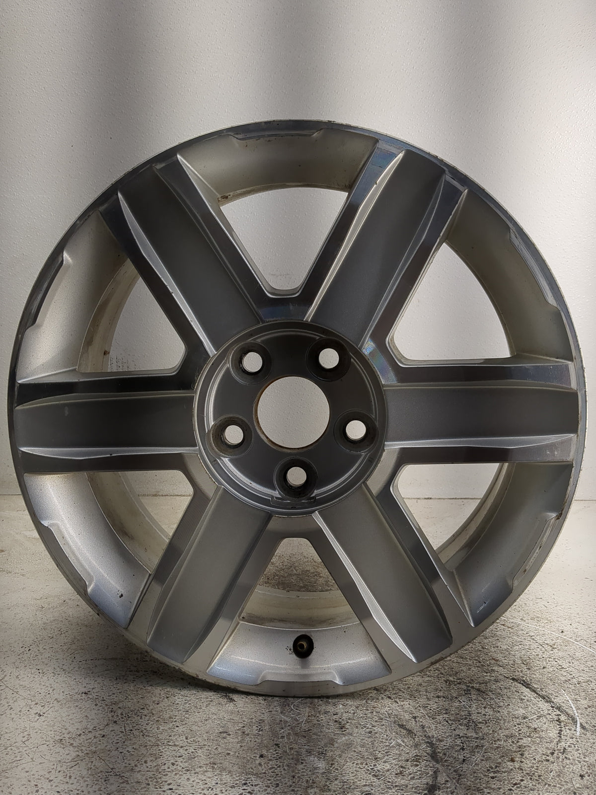 2010-2012 Gmc Terrain Oem Wheel Rim 1361903 - Oemusedautoparts1.com