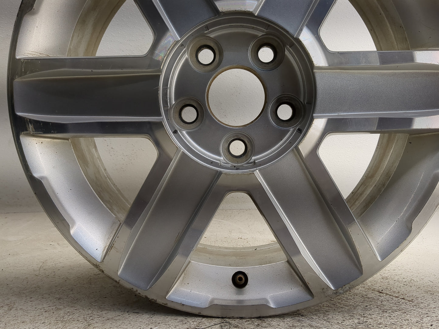 2010-2012 Gmc Terrain Oem Wheel Rim 1361904 - Oemusedautoparts1.com